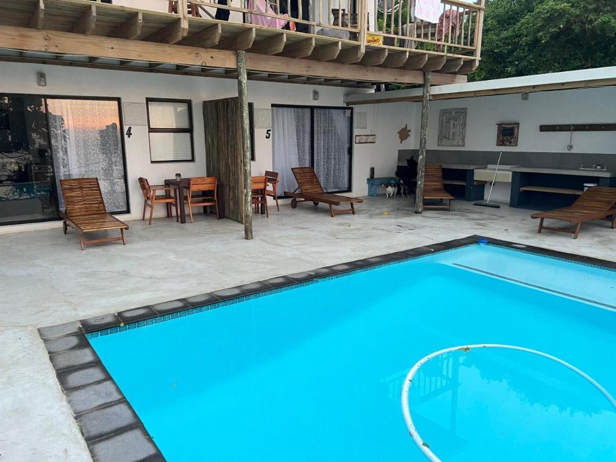 Linga Futhi Beach Cottages Port Saint Johnʼs Exteriör bild