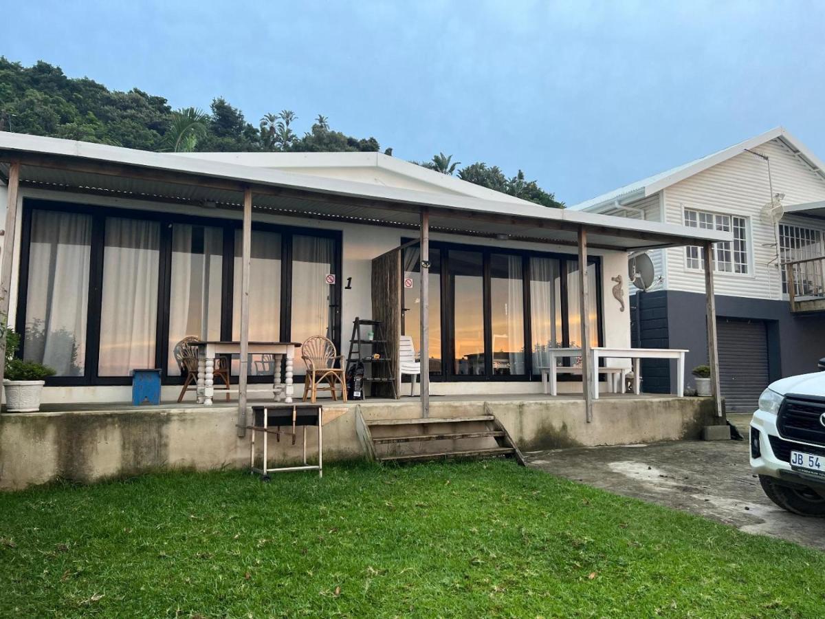 Linga Futhi Beach Cottages Port Saint Johnʼs Exteriör bild