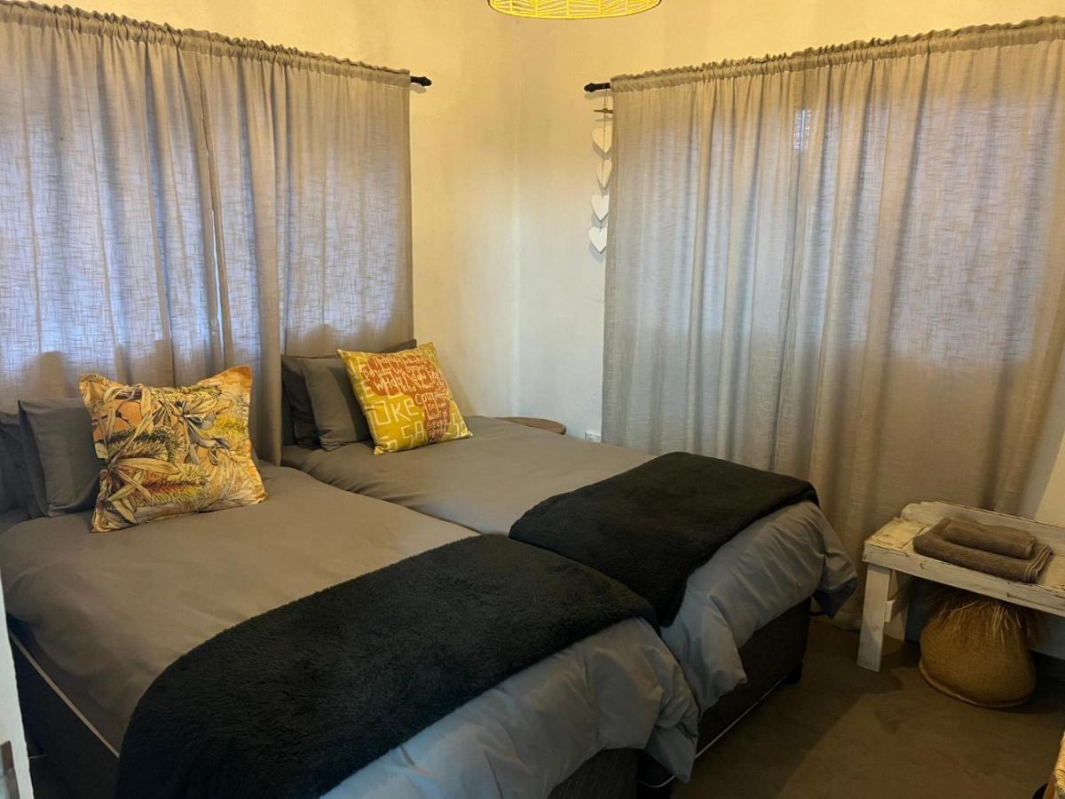 Linga Futhi Beach Cottages Port Saint Johnʼs Rum bild